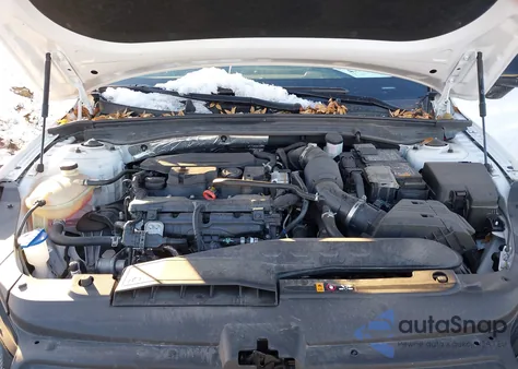 2024 Kia K5 Gt-Line from USA, damaged, VIN 5XXG64J2XRG252760